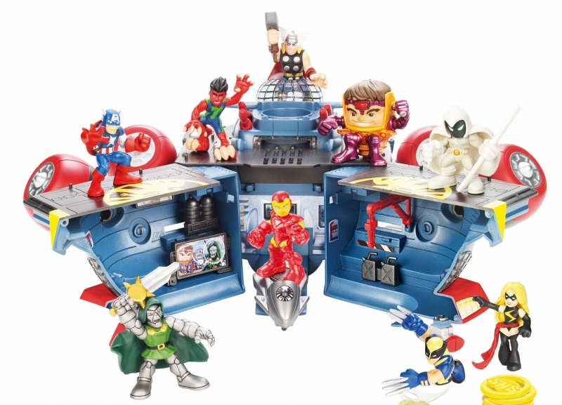 Super heroes de juguete