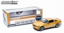 GREENLIGHT 12870 2010 FORD MUSTANG GT SUNSET GOLD WITH BLACK HOOD