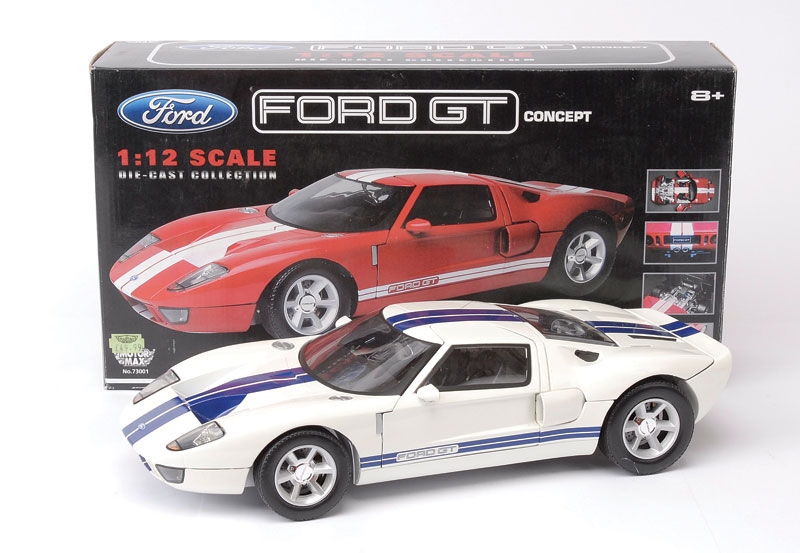Mirax Hobbies - MOTORMAX 73001 1:12 FORD GT RED OR YELLOW
