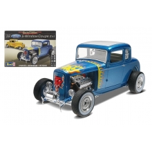 REVELL 14228 1:25 1932 FORD 5 WINDOW COUPE