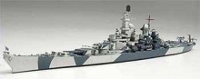 TAMIYA 31616 1-700 US NAVY BATTLESHIP BB 61 IOWA