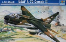 TRUMPETER 02245 1:32 A 7 D CORSAIR II AIRCRAFT