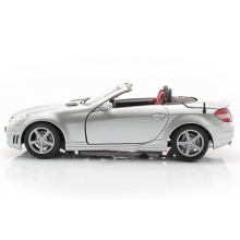 MOTORMAX 73292 MERCEDES BENZ SLK 55 AMG BLACK OR SILVER 1:24