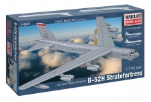 MINICRAFT 14641 1:144 B 52 H USAF ( CURRENT FLYING VERSION ) W 2 MARKING OPTIONS