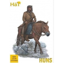 HAT 8298 1:72 HUNS ( 12 MTD )