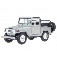 MOTORMAX 79330 1:24 TOYOTA FJ40 ( CONVERTIBLE )