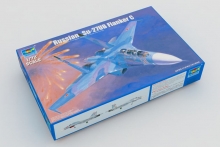 TRUMPETER 01645 RUSSIAN SU 27 FLANKER C 1:72