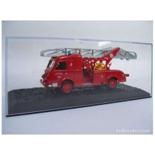 MAGAZINE FIRE05 1:57 RENAULT 2T5 GUGUMUS 1957 FIRETRUCK FRANCE RED