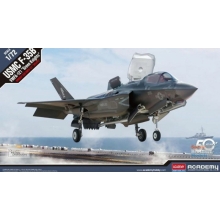 ACADEMY 12569 1:72 USMC F 35B VMFA 121 GREEN KNIGHTS