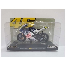 MAGAZINE ROSSI0017 1:18 2007 YAMAHA YZR M1 VALENTINO ROSSI 46 COLLE