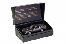 CORGI CC04805 JAMES BOND ASTON MARTIN V8 VANTAGE 1:36 NO TIME TO DIE