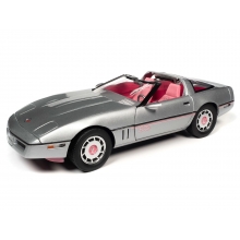 AUTOWORLD AWSS142 1:18 BARBIE 1986 CHEVY CORVETTE