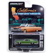 GREENLIGHT 63030-D 1:64 1970 CHEVROLET MONTE CARLO GREEN SOLID PACK
