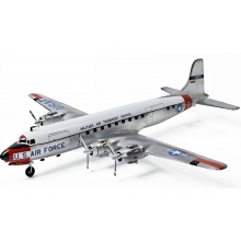 ACADEMY 12634 1:144 USAF C 118 LIFTMASTER