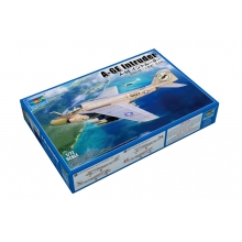 TRUMPETER 01641 1:72 A 6E INTRUDER