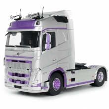 SOLIDO 2400105 1:24 VOLVO TRUCKS FH GLOBETROTTER XL SILVER & PURPLE 2023