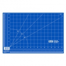 REVELL 39057 REVELL CUTTING MAT LARGE ( A3 )