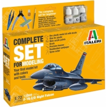 ITALERI 72009 1:72 F 16 C D NIGHT FALCON