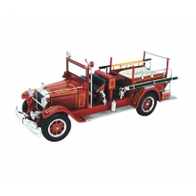 SIGNATURE 32347 STUDEBAKER 1928 FIRE TRUCK 1:32